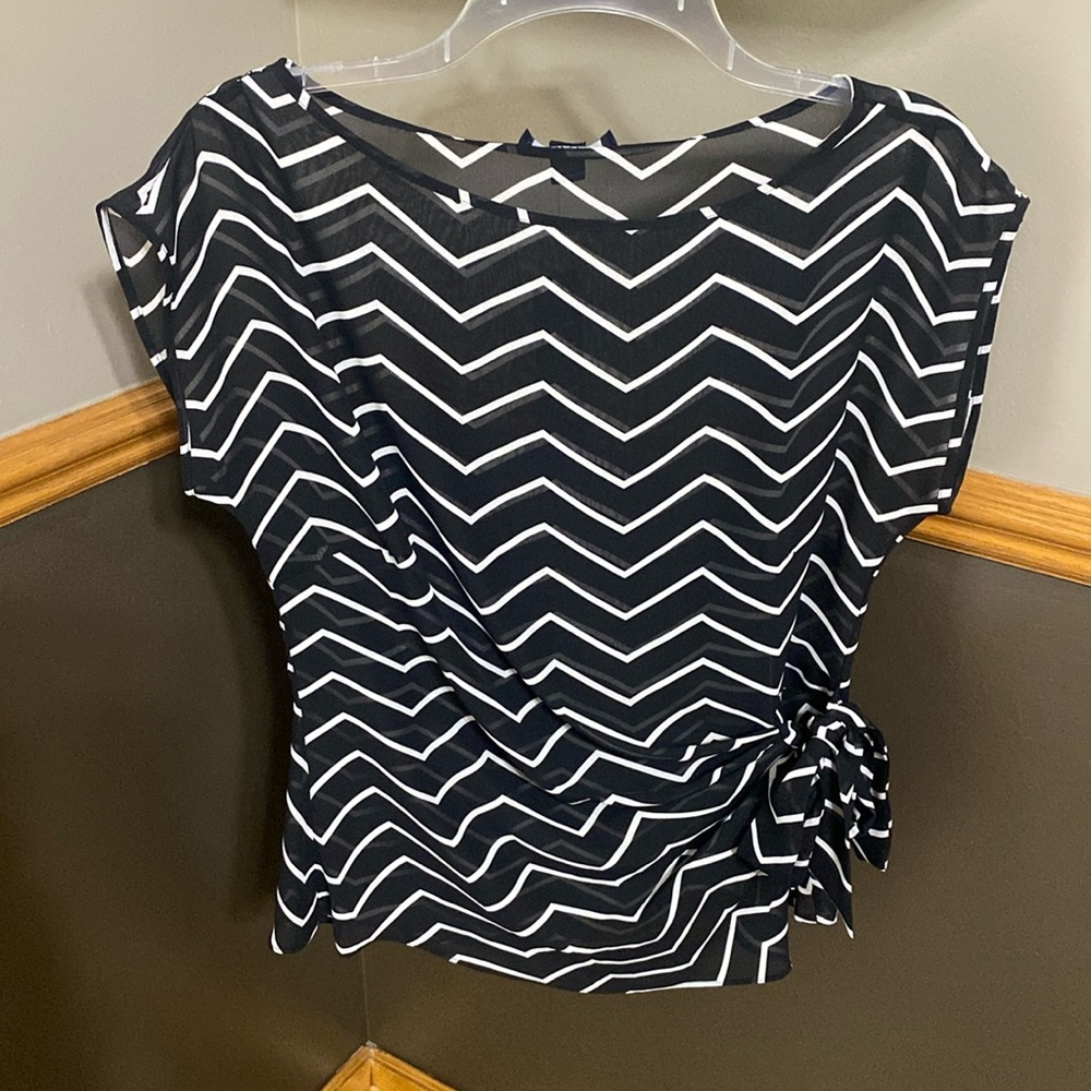 Chaps black & cream striped semi sheer side tie sleeveless top size small